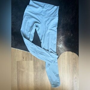 Lululemon high rise leggings 25” size 8 blue chambray